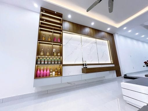 Nhà Trại Lẻ